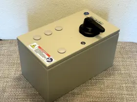 112-c09fade1r-dnf Allen-bradley New Non-fusible Combination Motor Starter 9a