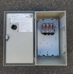 112c09acdxxx Allen-bradley Combination Starter Contactor Fusible Disconnect #2