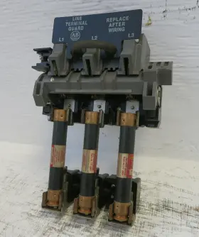 Allen Bradley 40116-824-09 1494f 30a 600v Fusible Disconnect 30 Amp 2100 Switch