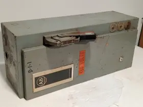 512-bab-1-4r-6-24 Allen-bradley Combination Motor Starter Size 1 3ph 512-bab-1-4r-6-24 Allen-bradley Combination Motor Starter Size 1 3ph