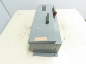 512-bcd-24-ecb Allen Bradley 512bdcd24ecb Combination Starter Motor Control 30a 600v 3 Ph