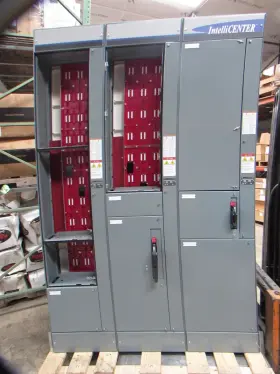 Allen-bradley 6506071968/100 New Centerline 2100 Intellicenter 1600a/300a 600v With Buckets