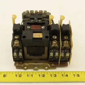 709-a0d103 Allen Bradley 600v 5hp Contactor Size Starter 120v Coil #2