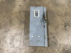 712-aaa24 Allen Bradley Size Combination Starter 120vy Coil #04f79pr6 Co
