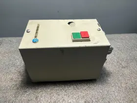 109-a18al3-c10-1e Allen-bradley 712-bah240 A-b Combination Motor Starter On/off 100-a18nd3