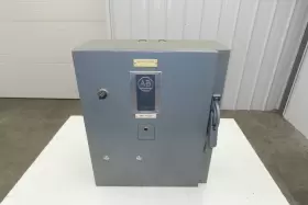 712-dab2722 Allen Bradley Combination Motor Starter Size 3 Nema 50hp 480v Fused 712-dab2722 Allen Bradley Combination Motor Starter Size 3 Nema 50hp 480v Fused
