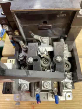 A10d-1 Cutler Hammer A10dn0 Motor Starter Nema Size 2 45amp #3