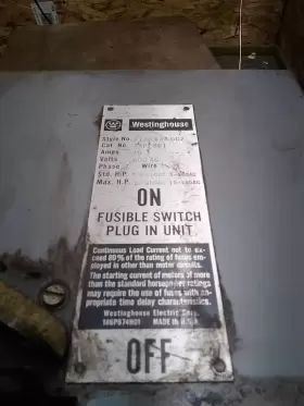 373d633g02 Cutler Hammer Westinghouse Tap-361 30 Amp 600 V Bus Plug Busway Fusible Switch In #2 373d633g02 Cutler Hammer Westinghouse Tap-361 30 Amp 600 V Bus Plug Busway Fusible Switch In #2