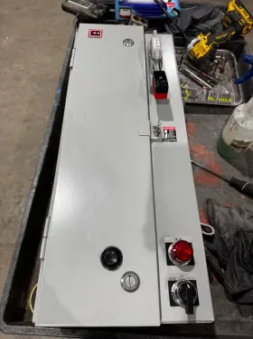 An16bno Eaton Cutler Hammer Size Combination Motor Starter 120v Coil 3 Phase Nema 1 Fusible Fused