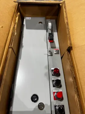 Ecn2411cbd Eaton Cutler Hammer New Size 1 120v Coil 3 Phase Breaker Combination Motor Starter