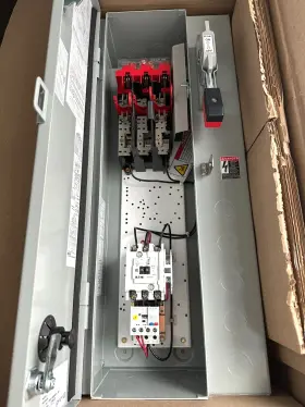 Ecn1611aab Eaton New Combination Starter With Fused Disconnect Size 1 27a 110/120v