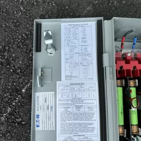 Ecn1821cde Eaton Cutler Hammer Fusible Combination Starter New Cpt St/sp #3 Ecn1821cde Eaton Cutler Hammer Fusible Combination Starter New Cpt St/sp #3