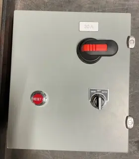 Cs-10sz130-hoar-n3r Exco Starter Combo 30 A Sz1 480v 3r S/s/hoa 7.5-10hp New Cs-10sz130-hoar-n3r Exco Starter Combo 30 A Sz1 480v 3r S/s/hoa 7.5-10hp New