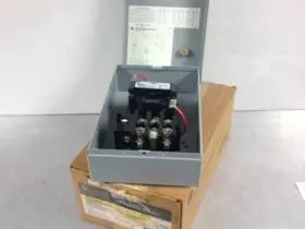 Cr306a102 Ge Upto 3 New At Mostelectric General Electric