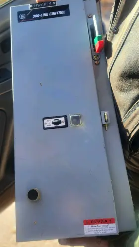 Cr308c104dya10 Ge Size 1 Combination Starter Cr308c104d 27a 600v 10hp 460v Fusible H-o-a