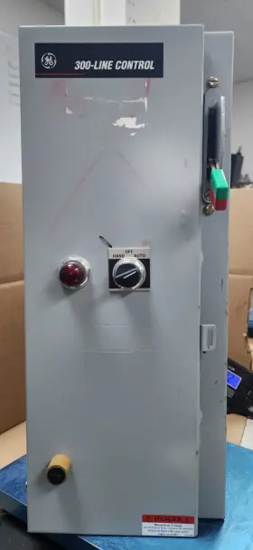 Cr308c1042tadtlj Ge / General Electric 300-line Control Fusible Combo Motor Starter Flaw