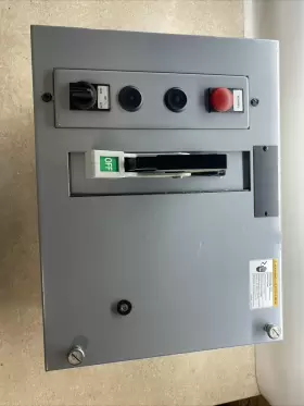 01fcr Siemens Mcc Bucket 480 Volt 3 Phase With Cover