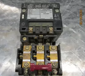 Sa012 Square D 8536 Ser B Motor Starter Contactor 3-pole 120vac Coil Size 00