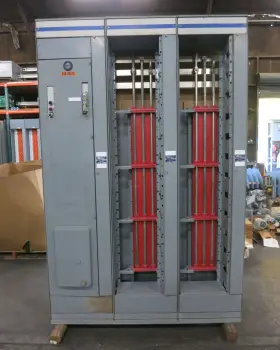 8536sg01 Square D Model 4 1200/300a Mcc Motor Control Center 3x Section Size 5 Starter #3