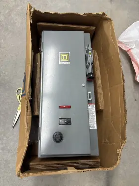 8538scg34v81cff4p1tx11 Square D Combination Starter - 30a/600v/3p New Open