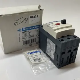 Gv3me08 Square D Telemecanique 3-pole Motor Circuit Breaker 2.5-4 A