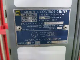 Pe-16 Square D Model 4 1200/300a Mcc Motor Control Center 3x Section Main Breaker #2