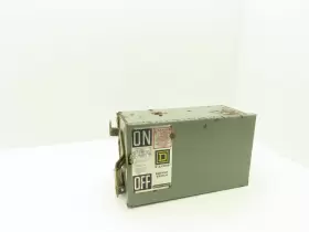 Pq4606 Square D Ser 2 Busway Switch Fusebox 30hp 60a 3 Pole 4 Wire Pq4606 Square D Ser 2 Busway Switch Fusebox 30hp 60a 3 Pole 4 Wire