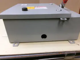 A204h1aaac Westinghouse Motor Starter Enclosure With Fusible Disconnect Switch #2