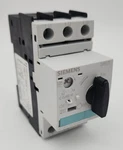 Siemens 3RV1021-1CA10 Circuit Breaker 3RV10211CA10 (1.8-2.5 Amp) *nda Available*. Fixed Price $232.24.
