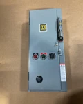 New Square Combination Motor Starter 30 600V Disconnect 2HP. Fixed Price $477.00.